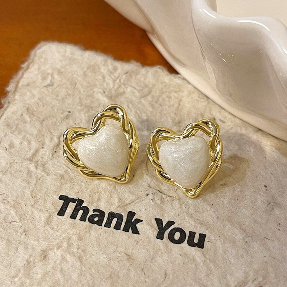 GOLICC Love Earrings